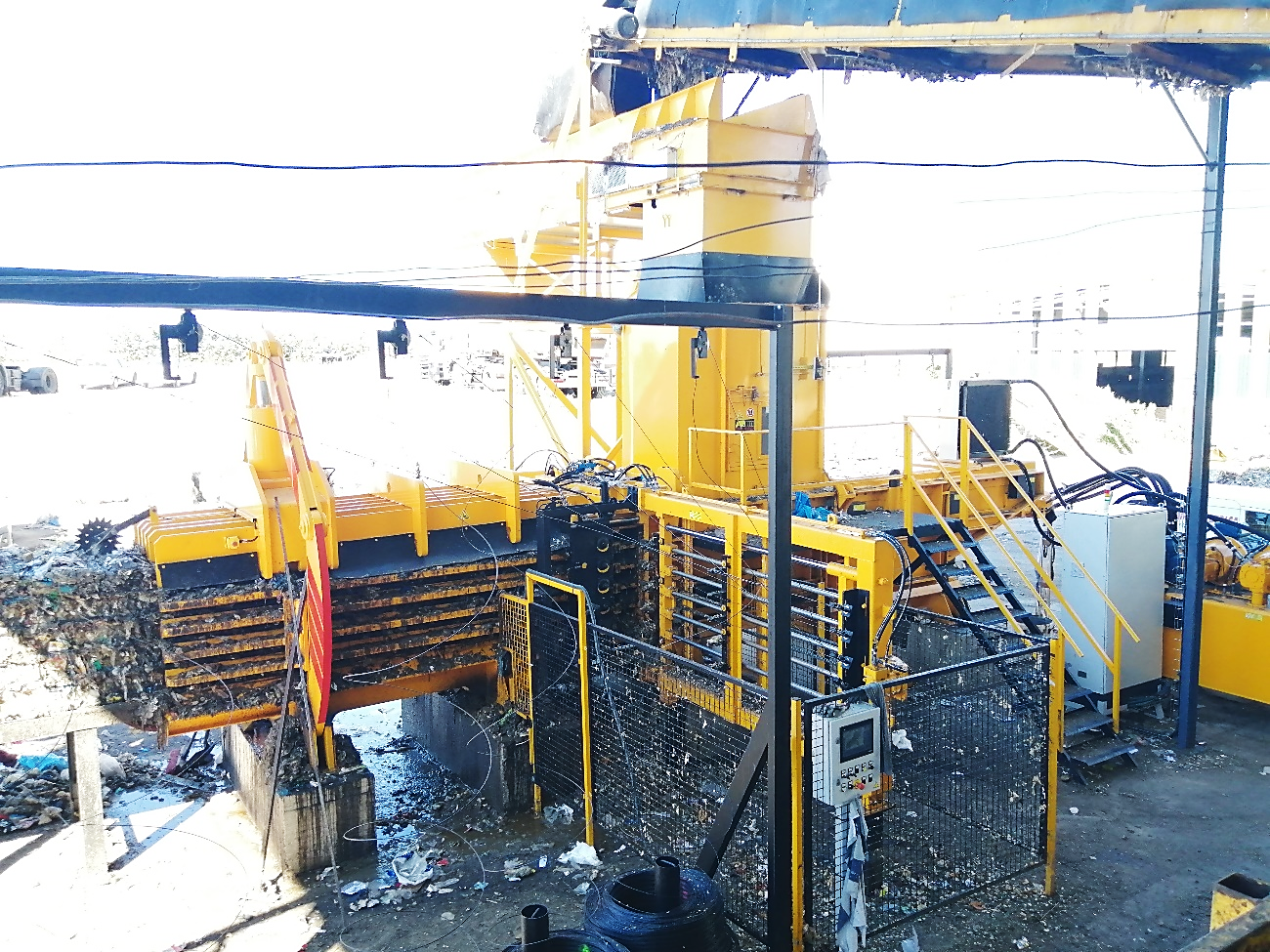 balers for waste treatment
